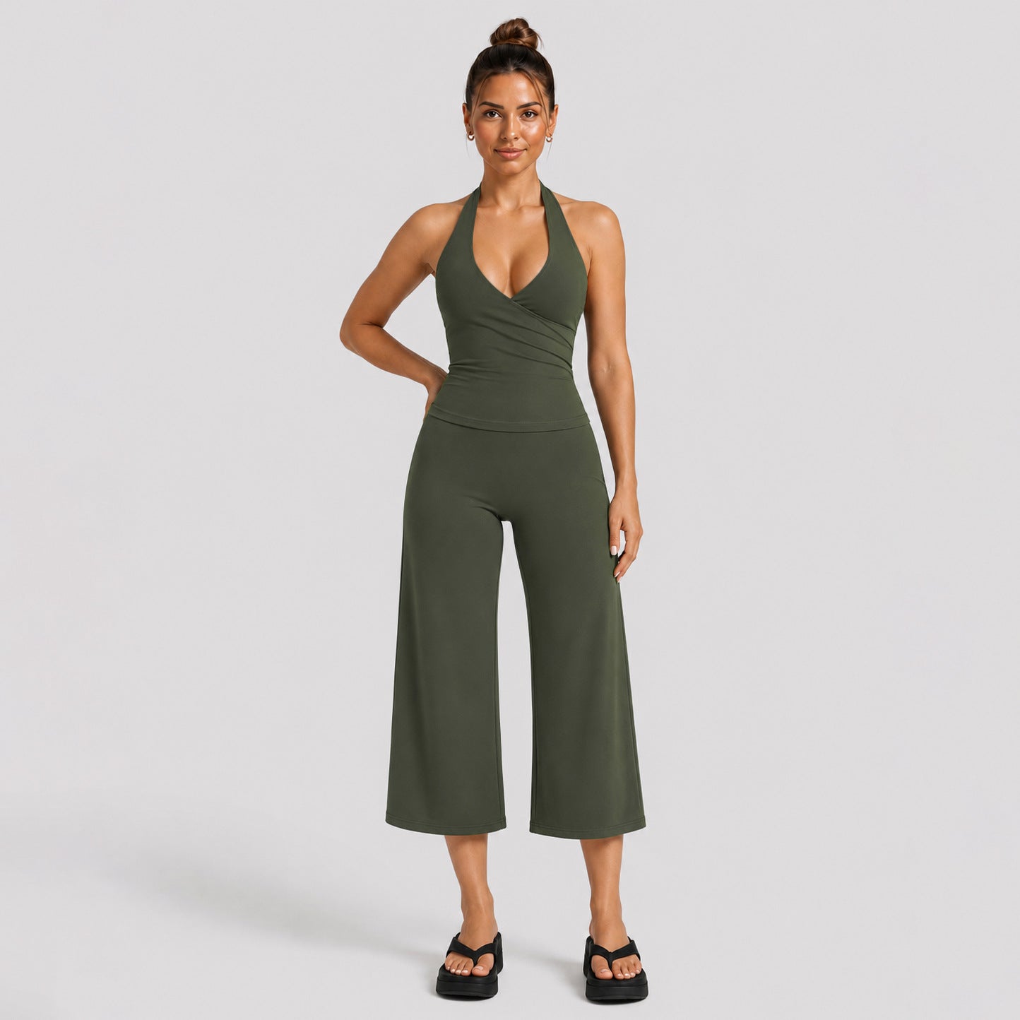 Women's Sleeveless Sports Set with Wide-Leg Shorts