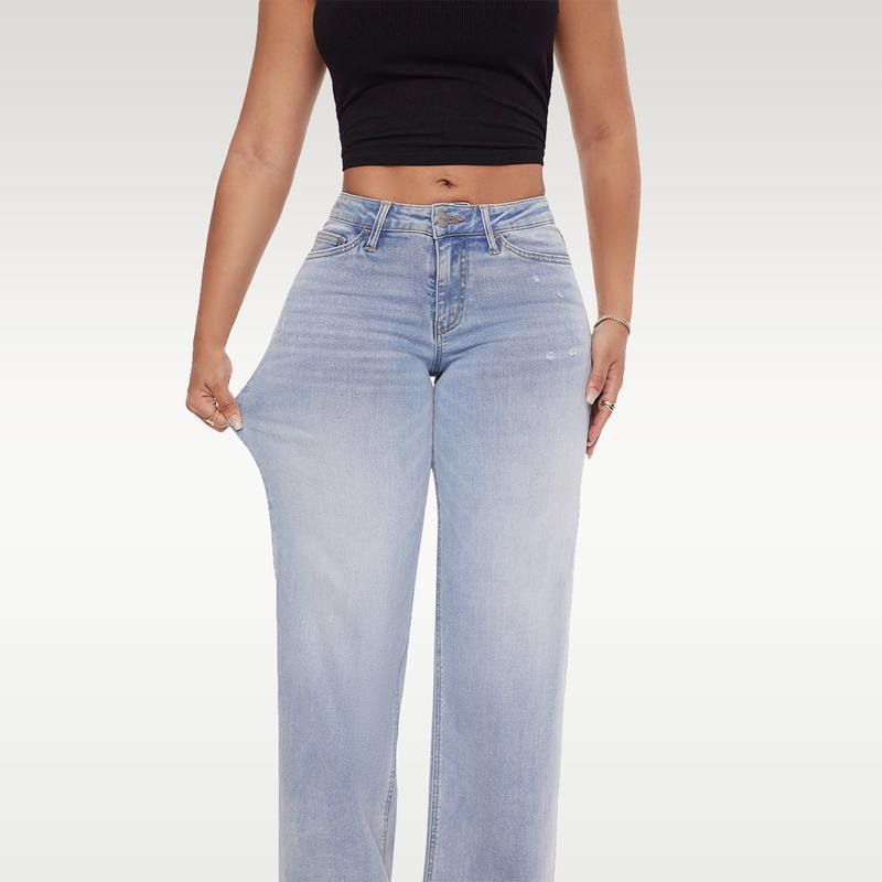 Women's straight-leg loose-fit jeans